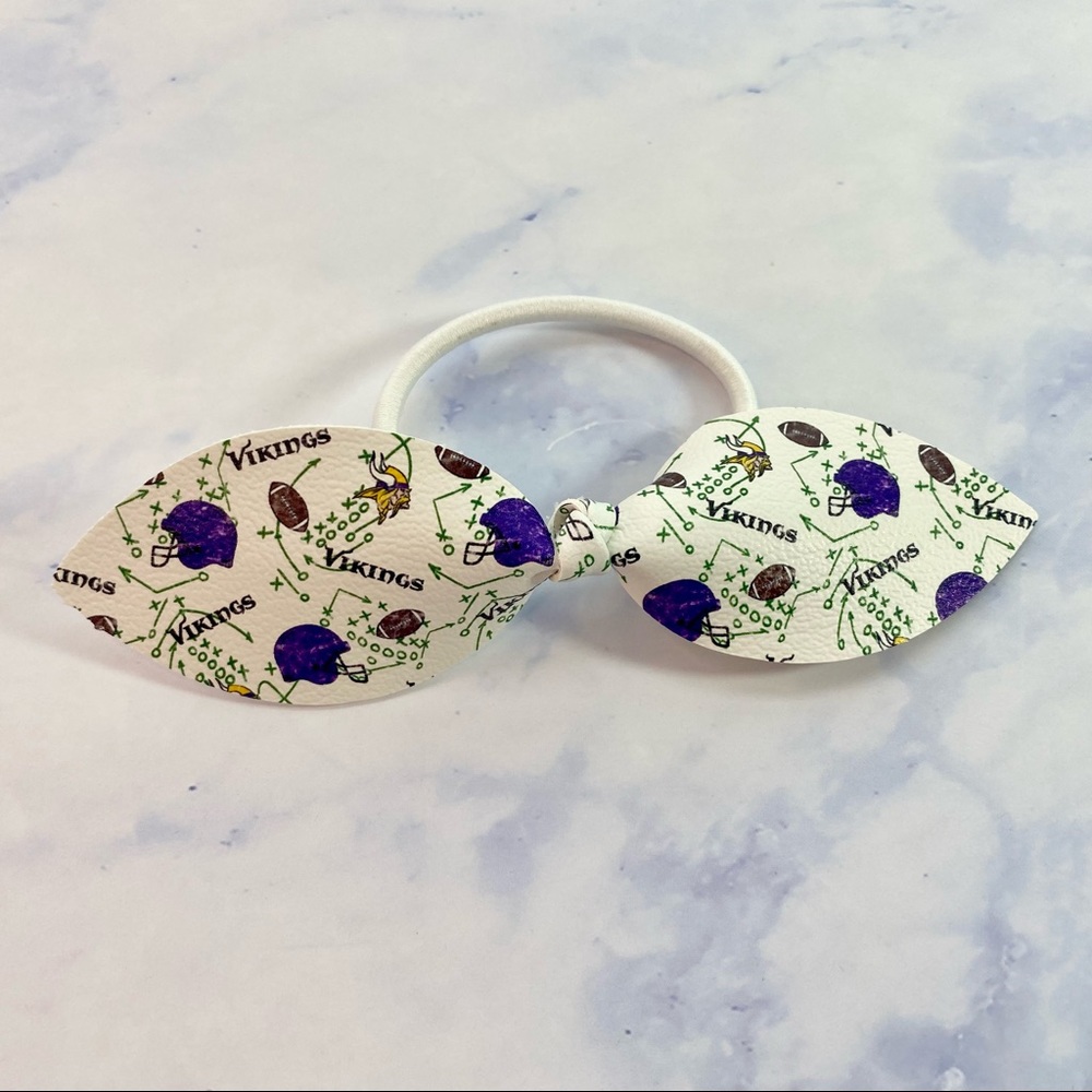 💜Viking hair tie bow. Minnesota bow. Skol. Vegan leather. Handmade. Lightweight